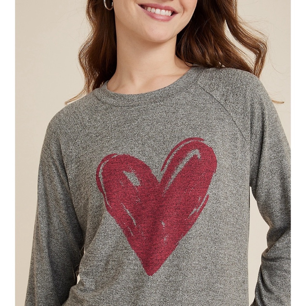 Maurices Gray Top with Red Heart
